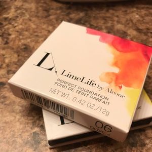 Limelife Olive 4 Botanical Foundation